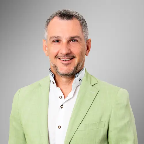 Hiden Partner Sandro Secura
